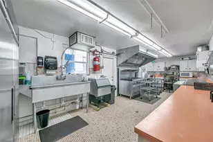 4851 W Gandy Blvd, Tampa, FL 33611 - Photo 61