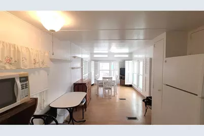 4851 W Gandy Boulevard #B4 L32, Tampa, FL 33611 - Photo 9