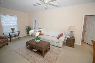 9918 Courtney Palms Blvd - Photo 7
