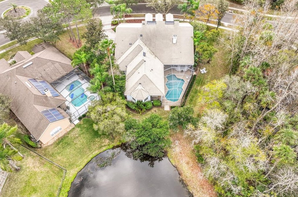 16347 Heathrow Dr, Tampa FL 33647-2641 exterior