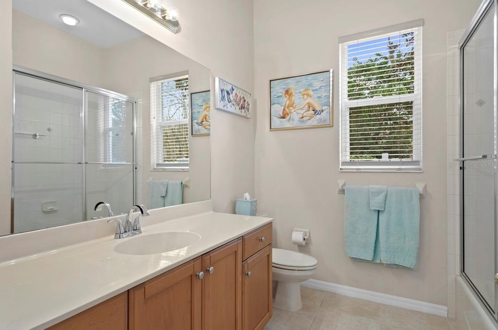 16347 Heathrow Dr, Tampa FL 33647-2641 exterior