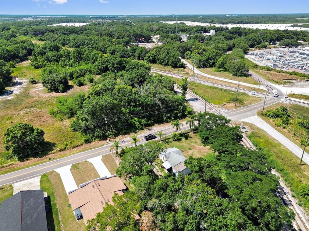 3325 Old Tampa Hwy, Lakeland FL  33815-3542 exterior
