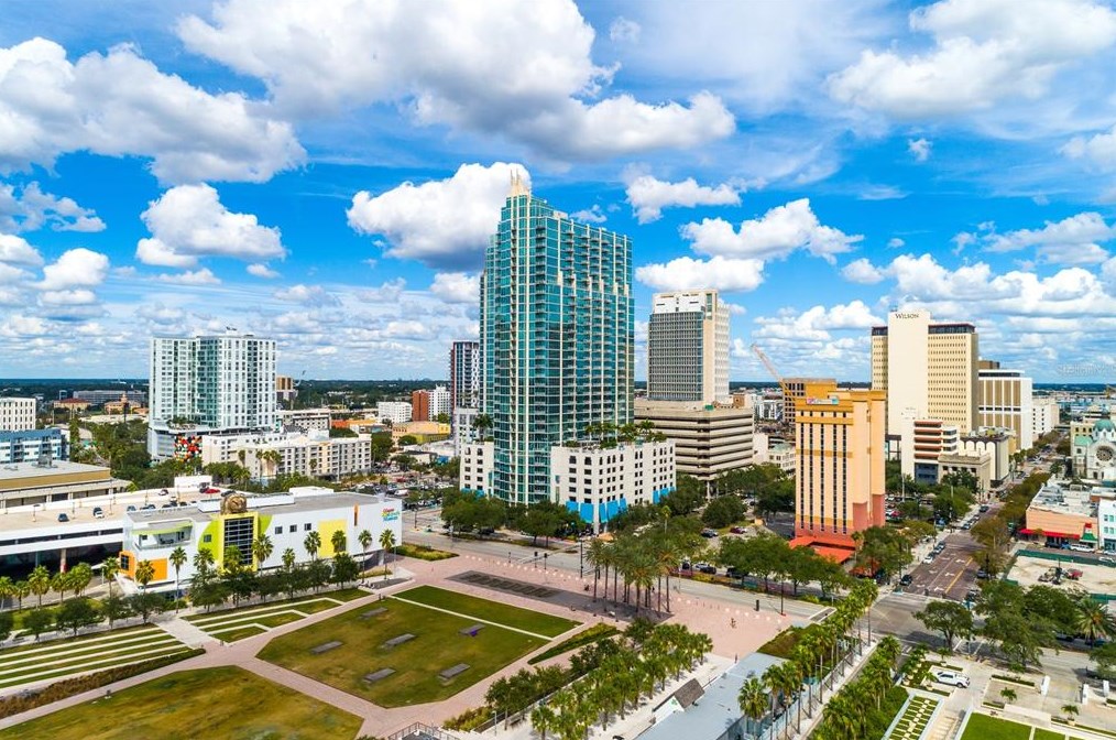 777 Ashley Dr, Tampa FL  33602-4356 exterior