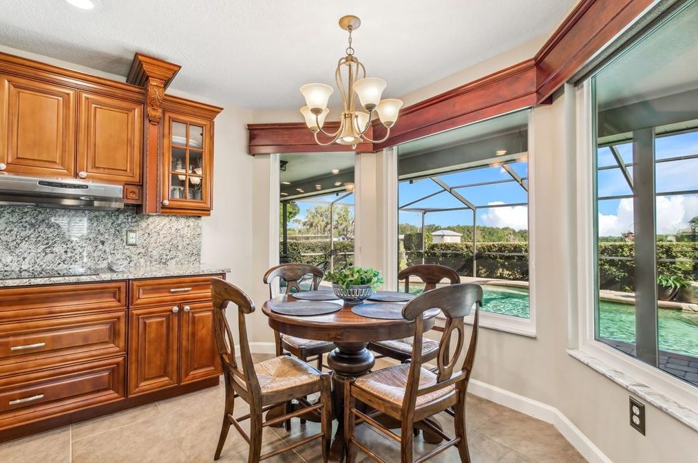 12011 Browning Rd, Lithia FL 33547-2850 exterior