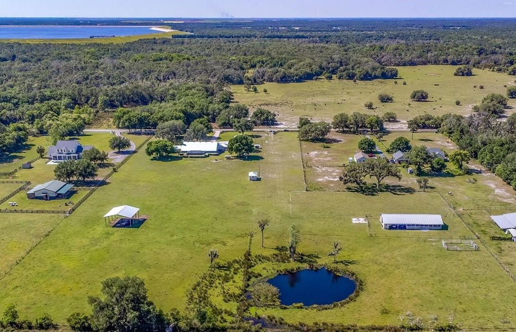 12011 Browning Rd, Lithia FL 33547-2850 exterior