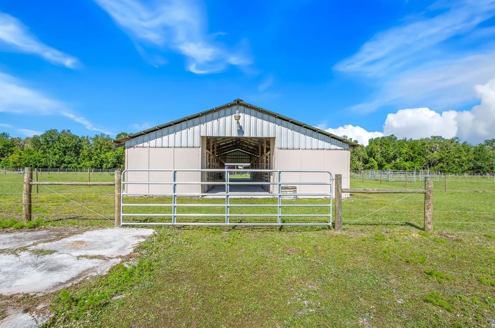 12011 Browning Rd, Lithia FL 33547-2850 exterior