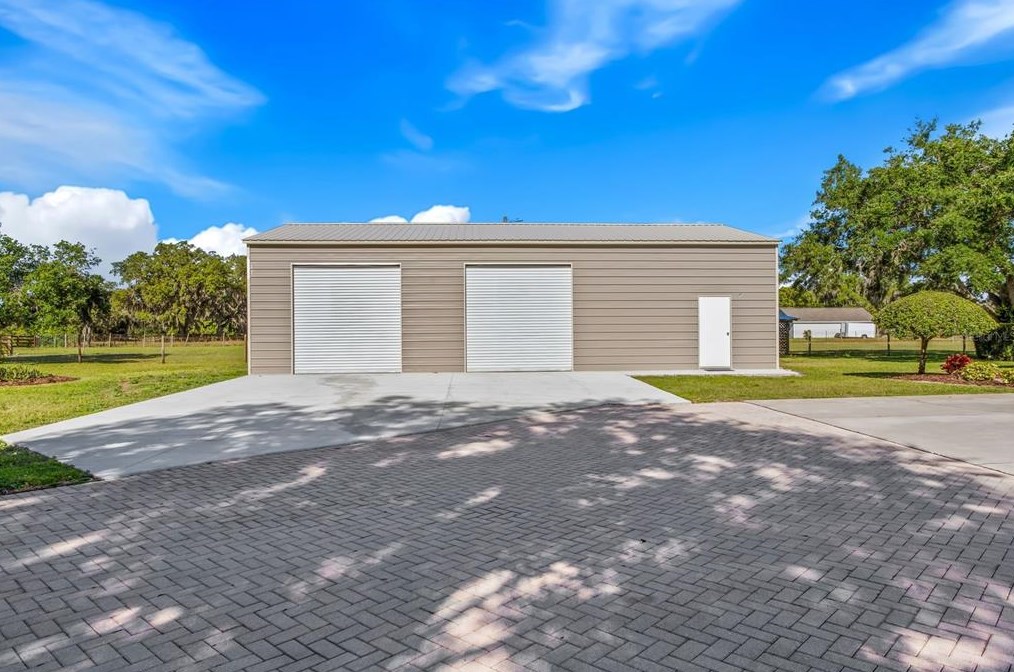 12011 Browning Rd, Lithia FL 33547-2850 exterior