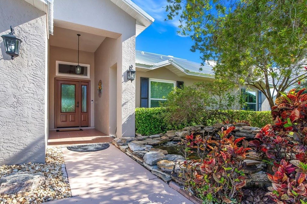 12011 Browning Rd, Lithia FL 33547-2850 exterior