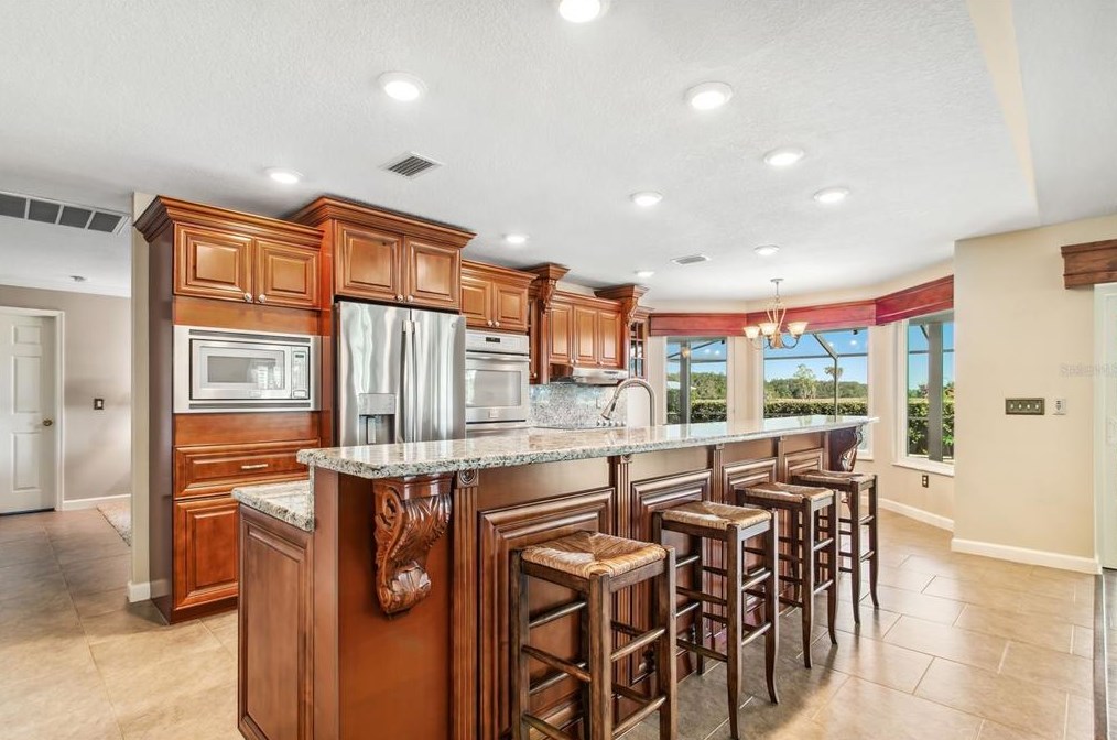 12011 Browning Rd, Lithia FL 33547-2850 exterior