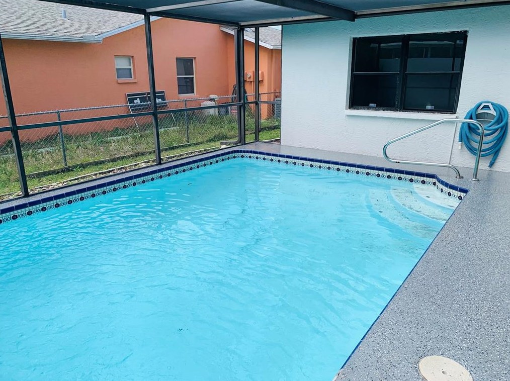 7252 Isle Dr, Port Richey FL  34668-5727 exterior