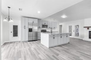 7252 Isle Dr - Photo 25