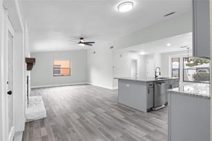 7252 Isle Dr - Photo 13