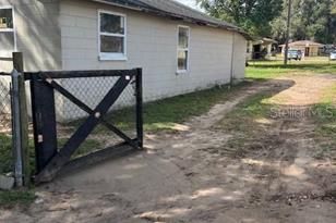 14911 Rosco St - Photo 7