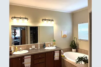 8529 Kenton Road, Wesley Chapel, FL 33545 - Photo 21