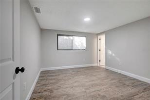 13920 Darlene Ave - Photo 27