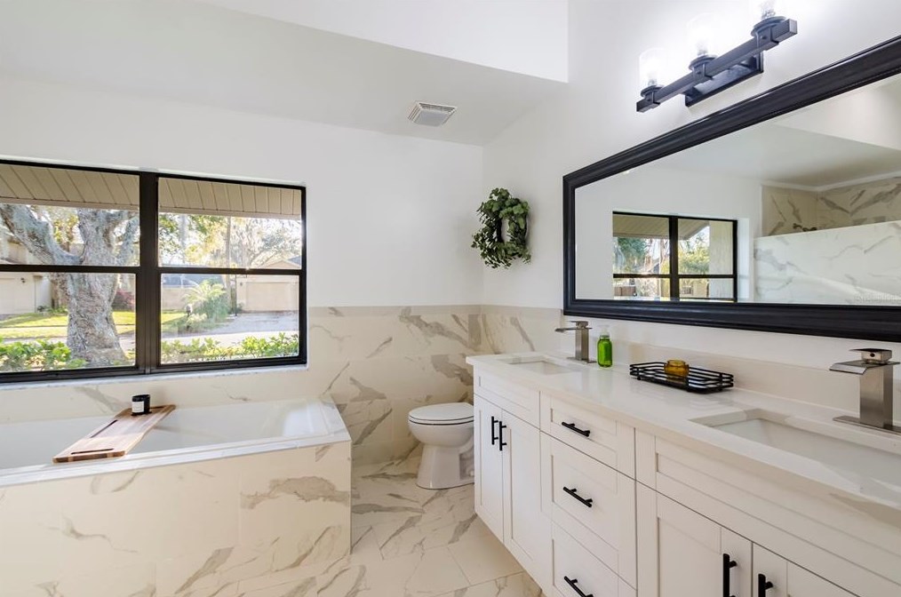 6305 Forrestal Dr, Tampa FL  33625-1612 exterior