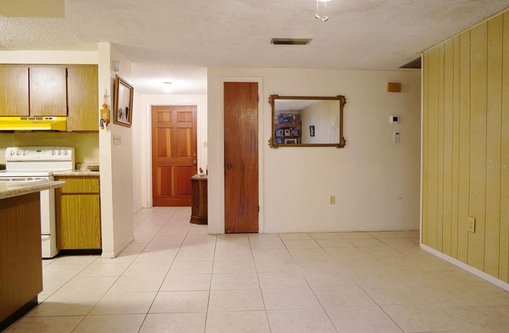 3807 Norfolk St, Tampa FL 33610-1131 exterior