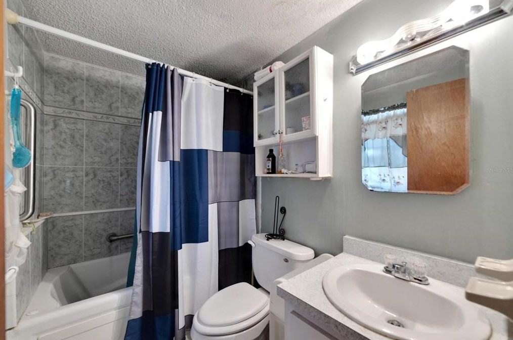 3807 Norfolk St, Tampa FL 33610-1131 exterior