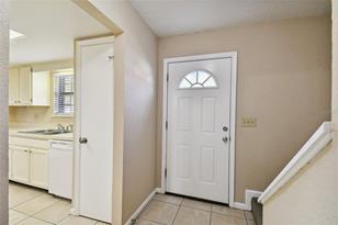 5303 Bradbury Ct - Photo 3