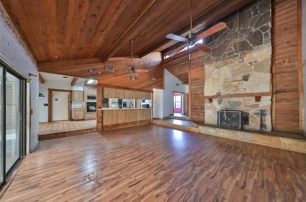 11312 Donneymoor Dr, Riverview FL  33569-6402 exterior