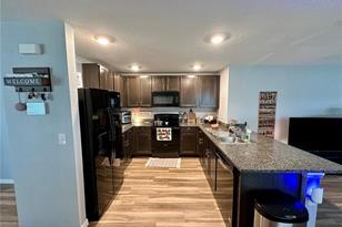 7855 Davie Ray Dr, Zephyrhills, FL 33540 - Photo 9