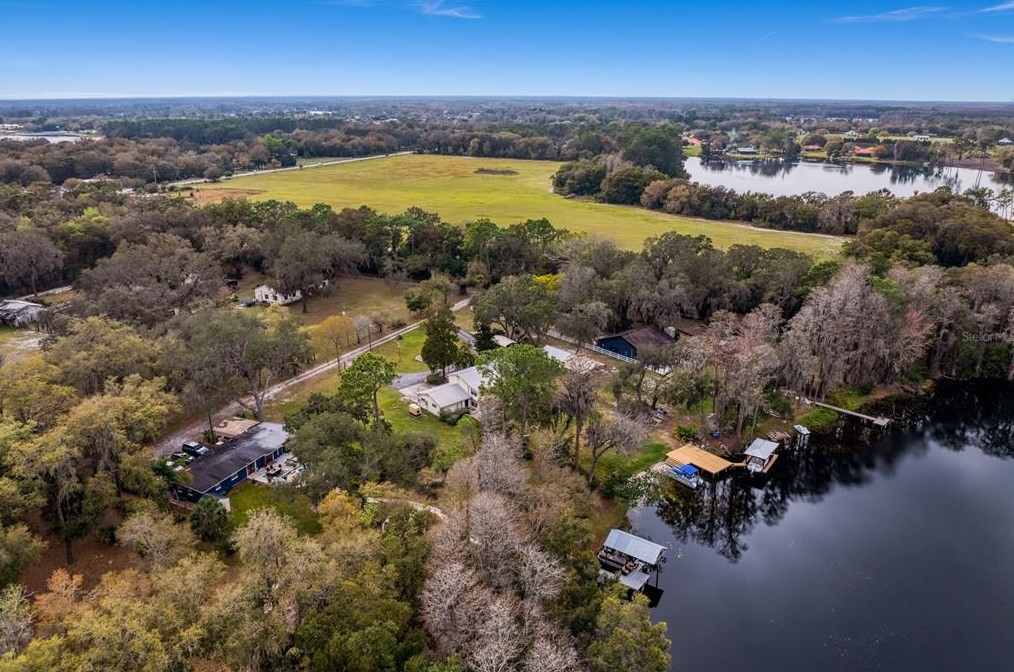 8535 Old Country Rd, Odessa FL  33556-4227 exterior