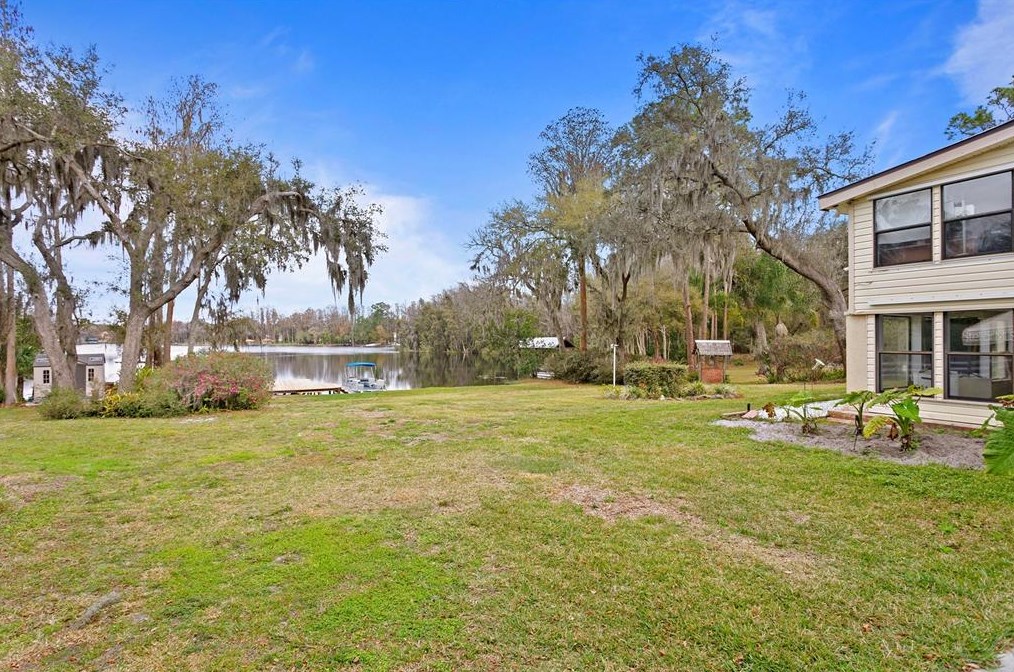 8535 Old Country Rd, Odessa FL  33556-4227 exterior