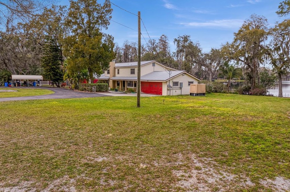 8535 Old Country Rd, Odessa FL  33556-4227 exterior