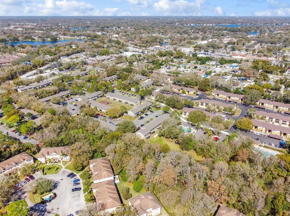 2035 Fiesta Ridge Ct, Tampa FL  33604-7702 exterior