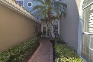 1648 Lago Vista Blvd, Palm Harbor, FL 34685 - Photo 3