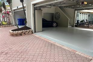 1648 Lago Vista Blvd, Palm Harbor, FL 34685-3353