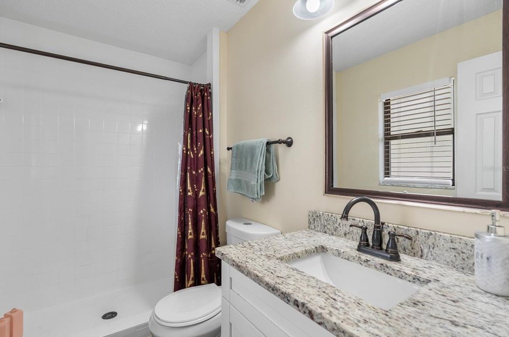 6610 Papa Guy Ln, Plant City FL  33565-7307 exterior