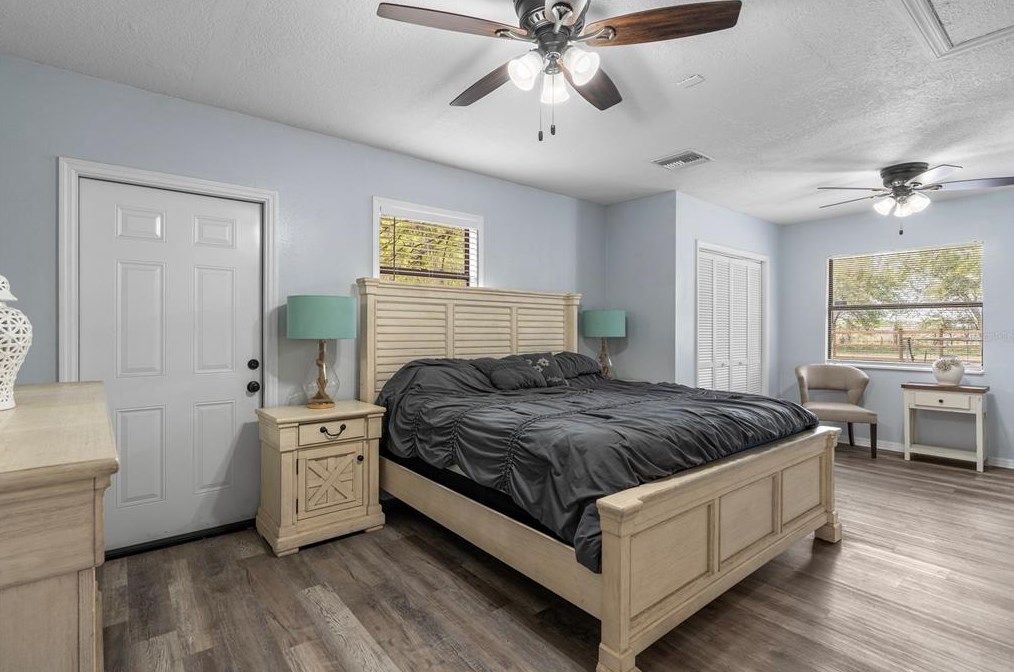 6610 Papa Guy Ln, Plant City FL  33565-7307 exterior