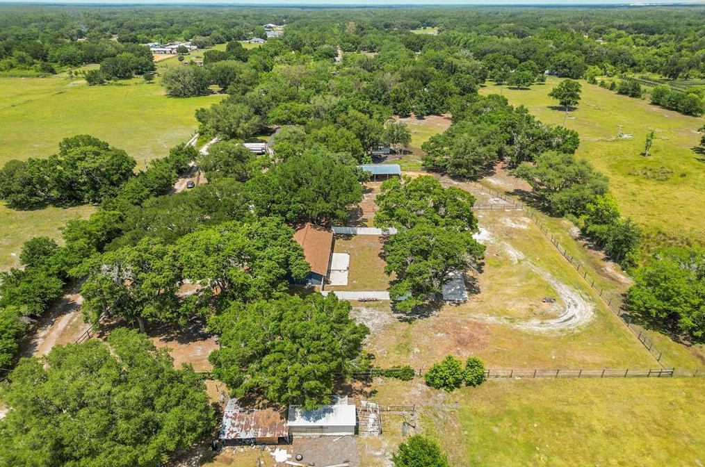 6610 Papa Guy Ln, Plant City FL  33565-7307 exterior