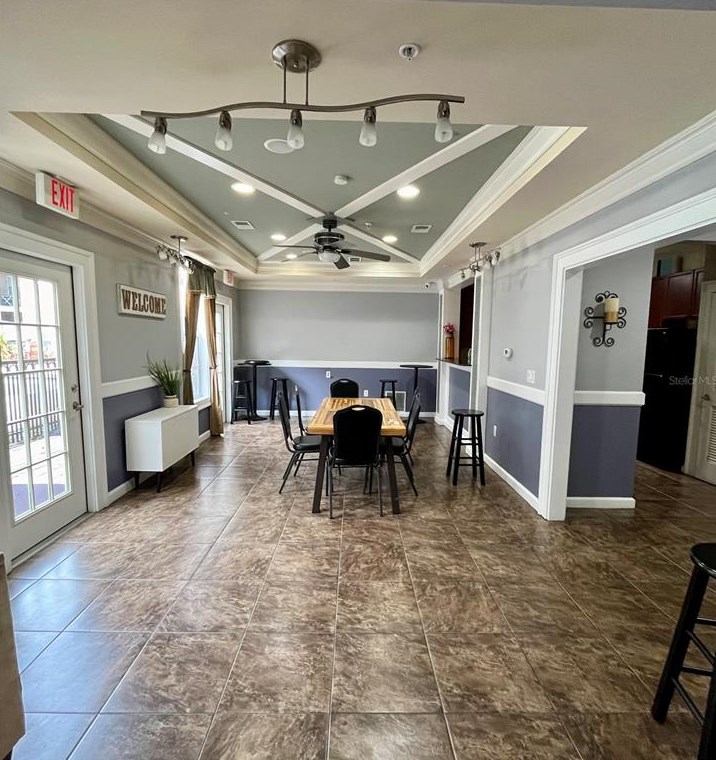 4221 Spruce St, Tampa FL 33607-4174 exterior