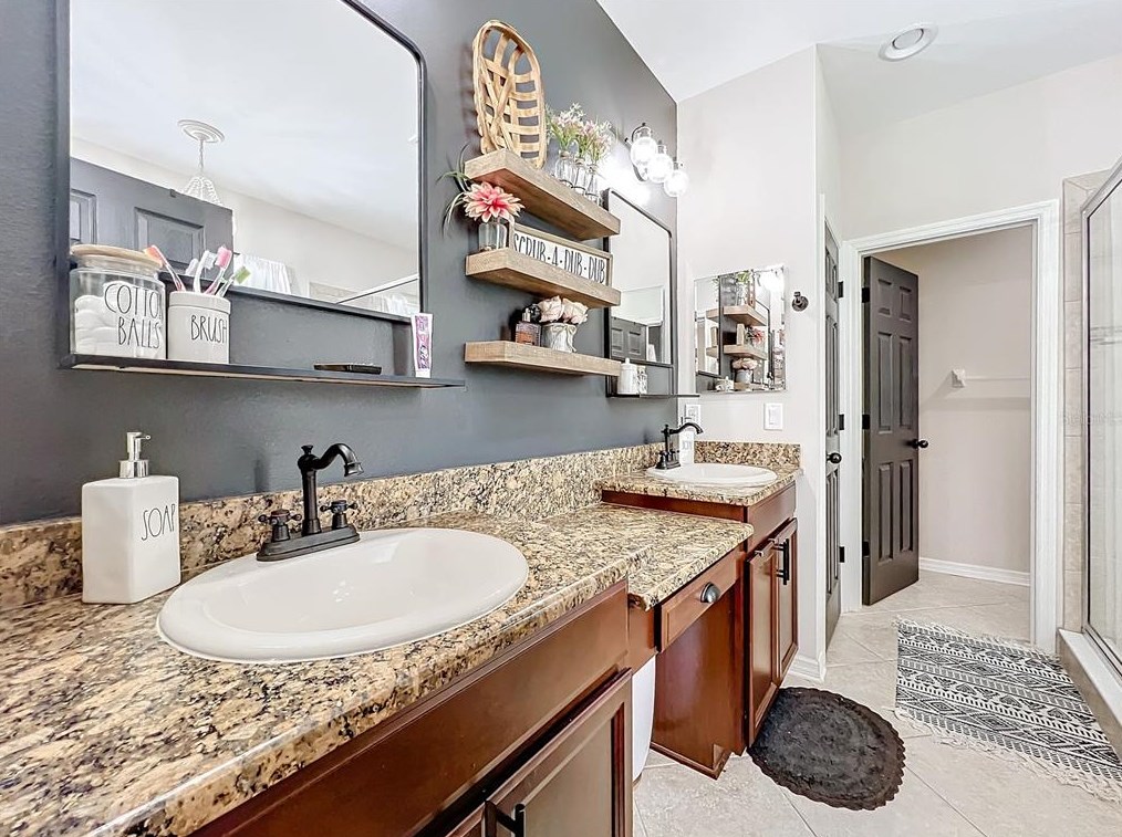 11221 Winthrop Lake Dr, Riverview FL  33578-4676 exterior