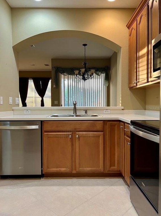 2117 Park Crescent Dr, Land O Lakes FL  34639-5469 exterior