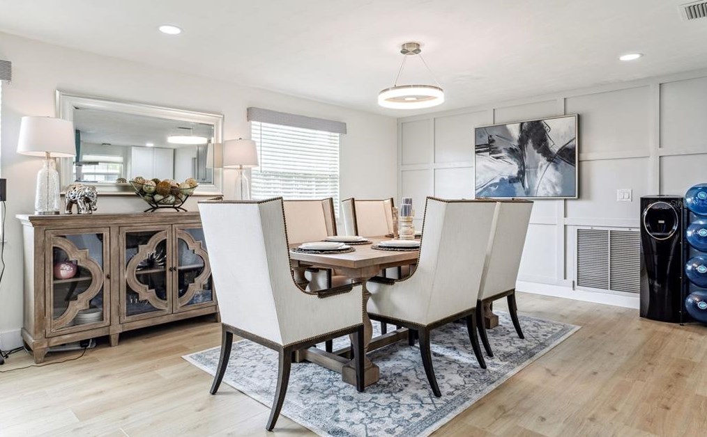 37235 Temple Ave, Zephyrhills FL  33541-4212 exterior