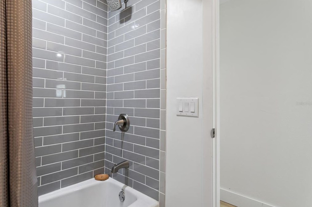 37235 Temple Ave, Zephyrhills FL  33541-4212 exterior