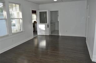 1305 S Albany Ave - Photo 5