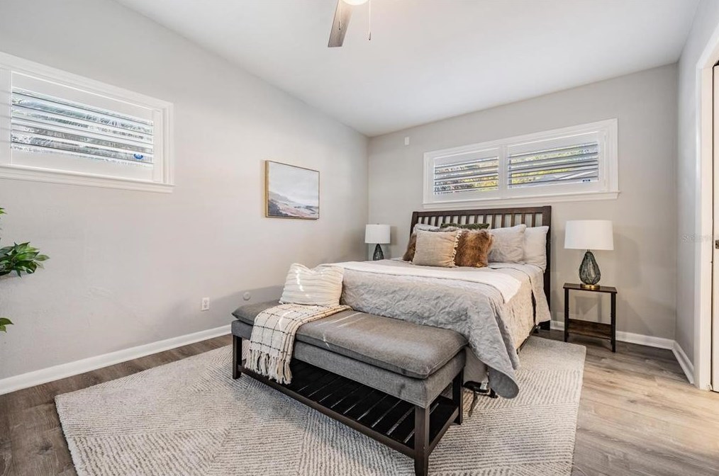 2303 Manhattan Ave, Tampa FL  33629-5633 exterior