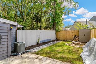 933 Coachlight Ln - Photo 13