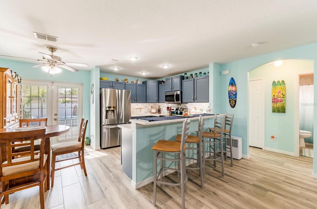 1336 74th St, Saint Petersburg FL  33710-4529 exterior