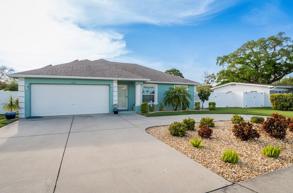 1336 74th St, Saint Petersburg FL  33710-4529 exterior