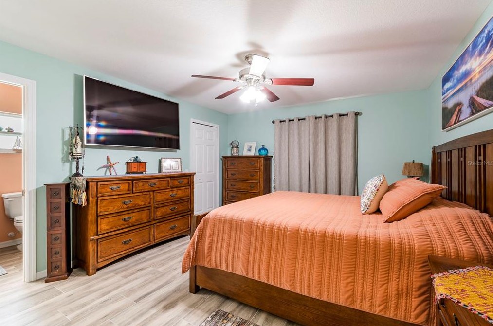 1336 74th St, Saint Petersburg FL  33710-4529 exterior