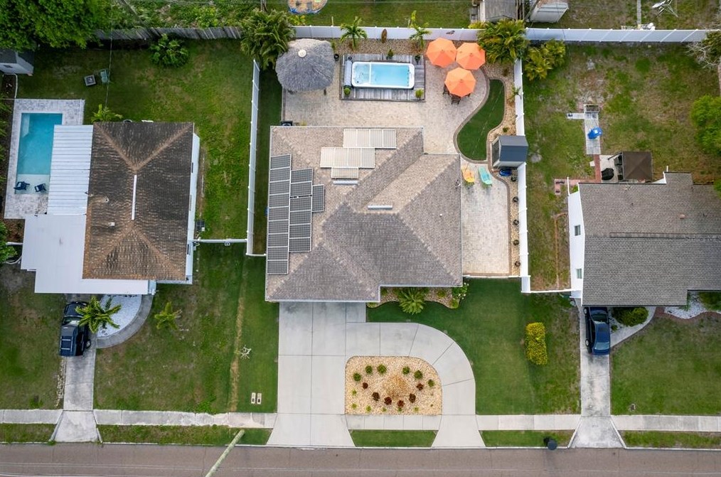 1336 74th St, Saint Petersburg FL  33710-4529 exterior