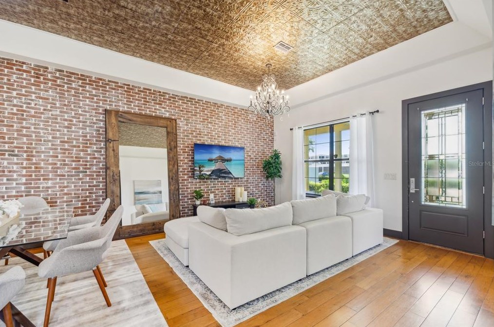 409 4 Ave, Largo FL 33770-1548 exterior