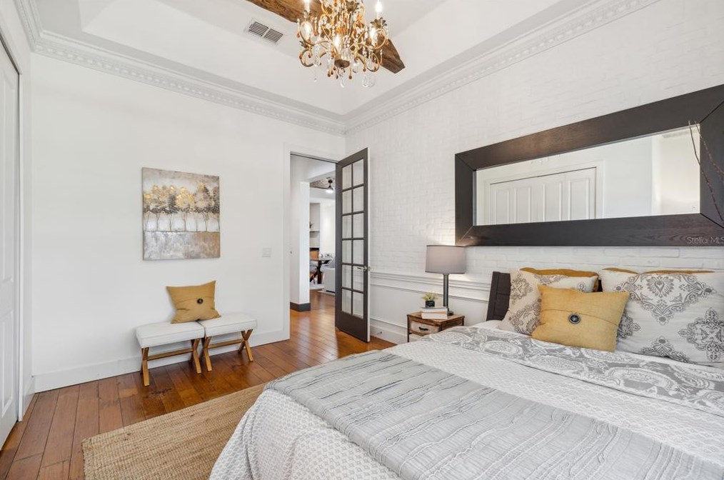 409 4 Ave, Largo FL 33770-1548 exterior