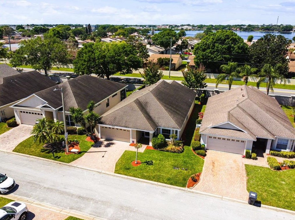 3808 Osprey Pointe Cir, Winter Haven FL  33884-2591 exterior