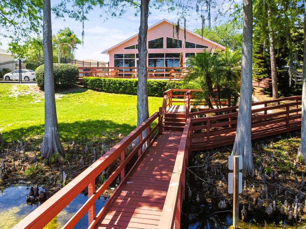 3808 Osprey Pointe Cir, Winter Haven FL  33884-2591 exterior